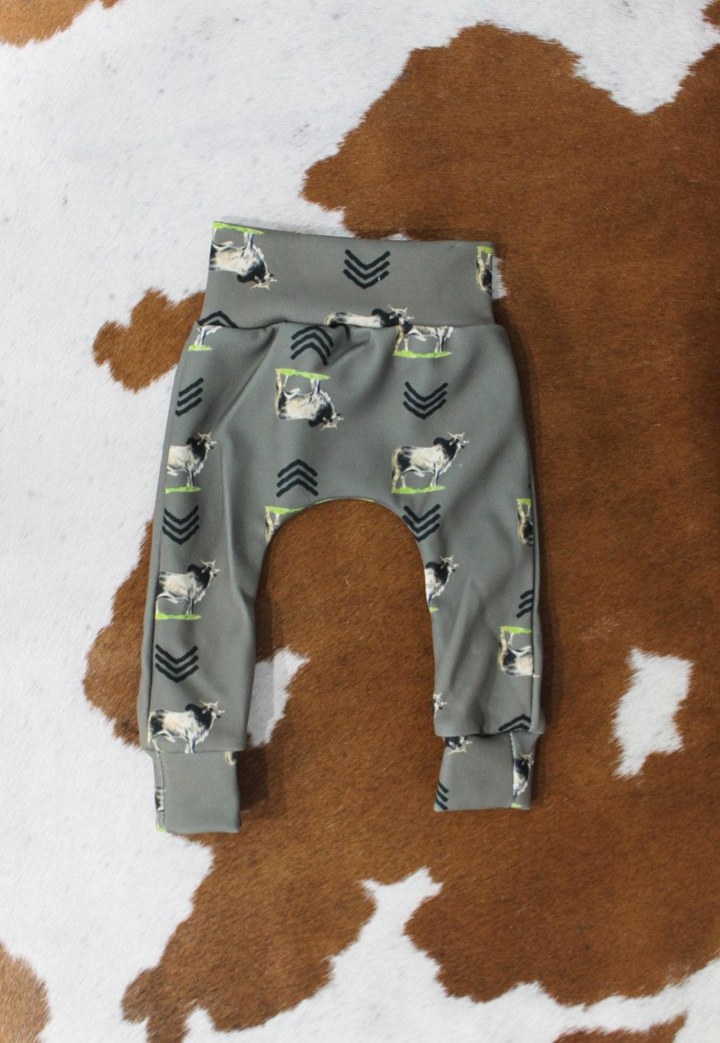 The Whole Herd CLOTHING-Infants The Whole Herd Brahman Print Pant