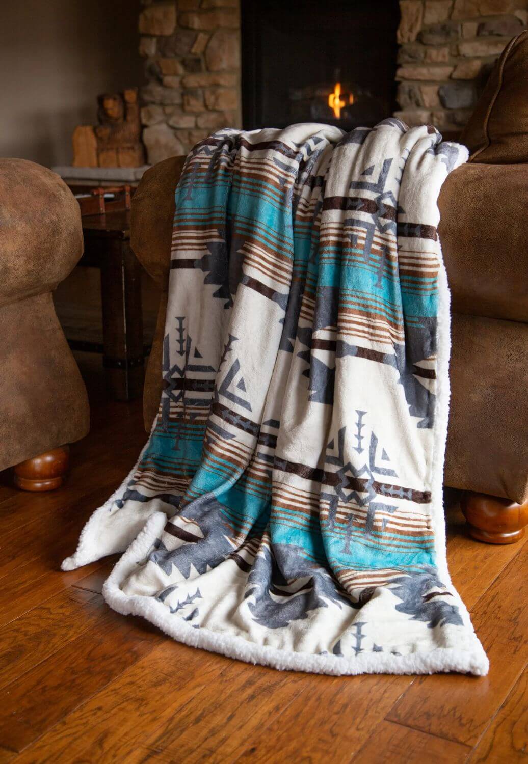 Wrangler Lone Mountain Throw