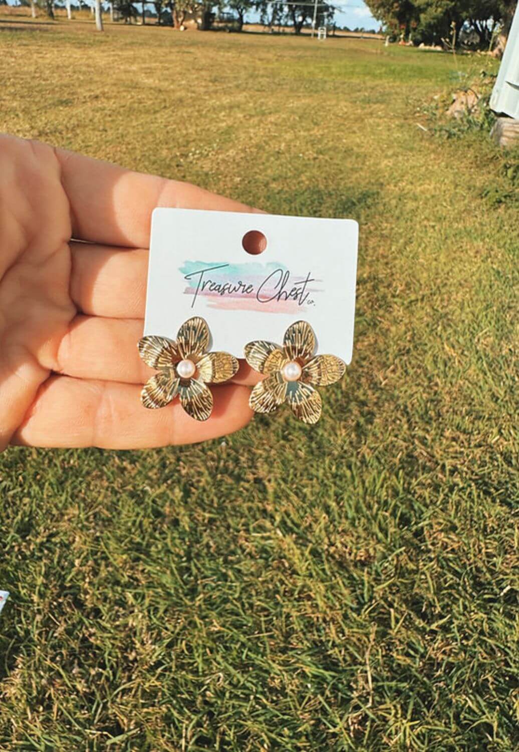 Treasure Chest Co Daisy Petal Earring